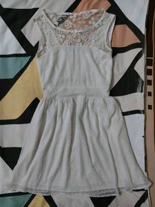 White Lace Sleeveless Dress