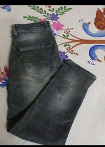 Beautiful Like New Mens Jeans