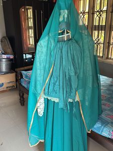 Women Gown Set