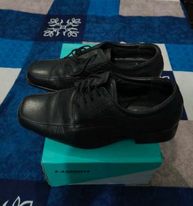 Formal Leather Shoes For Men!