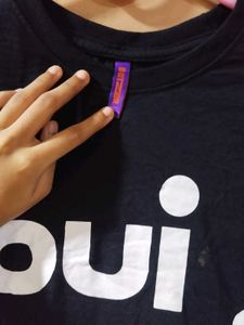 Black Outzidr T-shirt