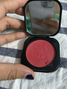 Organic Blush With Free Miniso Beauty Blender