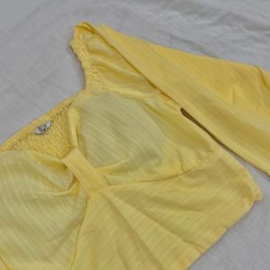 yellow sweetheart neck top