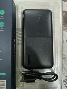 PEBBLE POWER BANK 10000 MAH