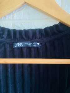 Zara Ribbed Top