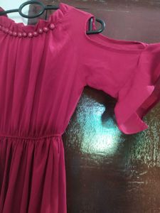 Elegant Maroon Midi Dress