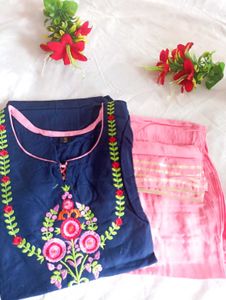 Floral Embroidered Kurti Set