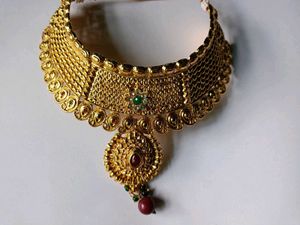 Necklace Earring And Mangtika Set