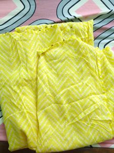 Yellow Printed Palazzo Pants (M)&amp; Matching Shawl