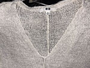 Elegant Knit V-Neck Top