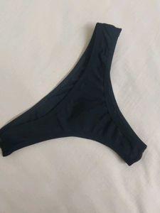 ZIVAME SPORTS BRA &amp; THONG COMBO