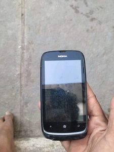 Nokia Lumia 610