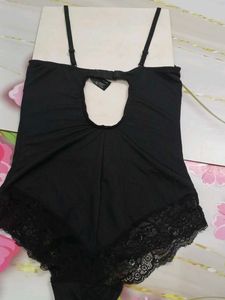 (1300)Black Lace Bodysuit
