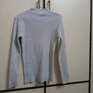 Elegant Gray Knit Top