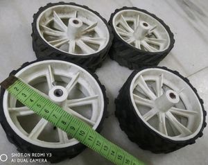 Price Drop 🔥Robot Four Hard Grip Wheels