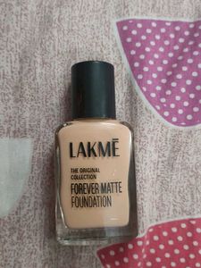 Lakme Forever Matte Foundation