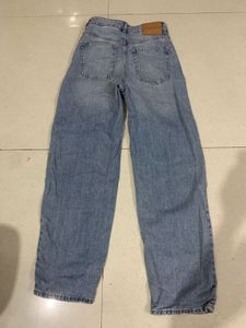 Distressed Wide Leg Jeans