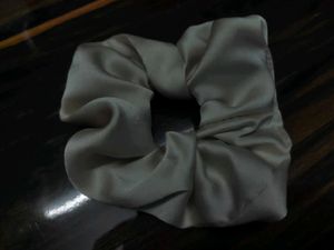 Cute Scrunchie Set