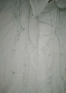 grey-ish men&#39;s shirt