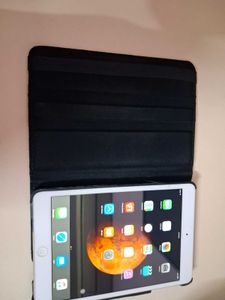 Apple iPad Mini 1 in all Original Condition