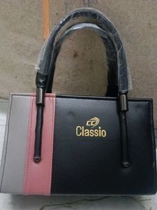 Classio Handbag
