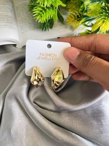 Earring