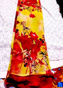 Elegant Floral Saree 2