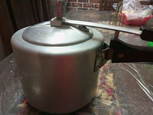 MILTON Pressure Cooker 3 Litre