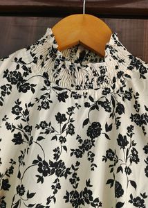 Stylish Floral Print Top