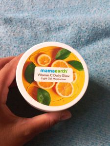 MAMAEARTH Vitamin C Daily Glow Gel Moisturizer