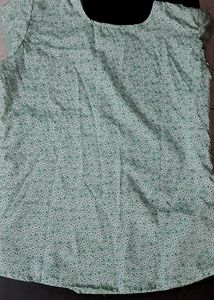Short sleeve top