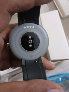 Amazfit Verge : Premium Smart Watch
