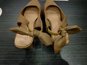 Elegant Tan Slingback Heels amazing quality