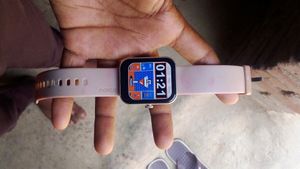 Noise Colorfit Smartwatch - Pink