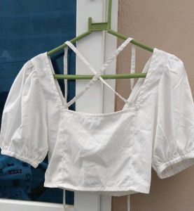 Chic White Crop Top