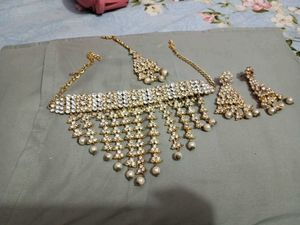 Sparkling Jewelry Set