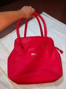 Red hot Vintage pinteresty bag
