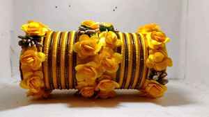 Haldi Bangles Set