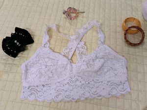 BRALETTE