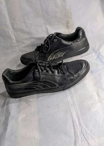 Puma Black Sneakers