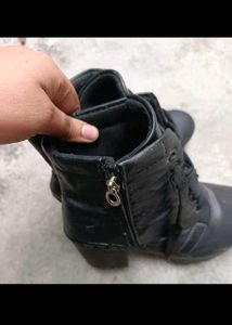 Black  Boots