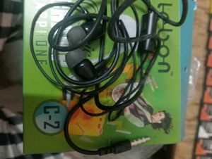 charger(20p)Earphone(1p)Cables(31p)Mobile Phone(1p