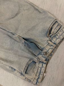 Light Wash Mom Jeans
