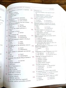 Truemans Biology Question Book For NEET Vol1