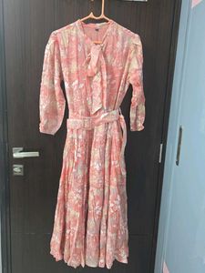 Floral Print Tie Neck Dress