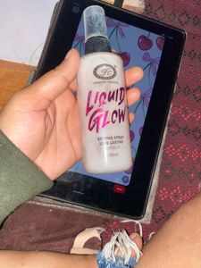 Fashion Colour Liquid Glow