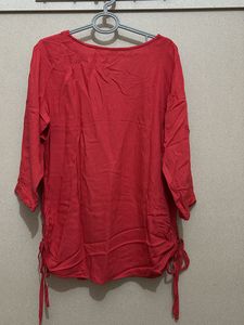 Red 3/4 Sleeve Tunic Top
