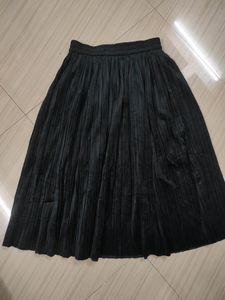 📍SALE📍VELVET SKIRT🎀