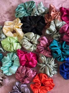 Colorful Scrunchie Set