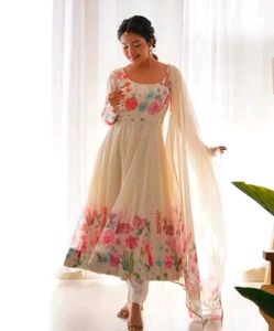 New Stayle Beautiful Women Gown Dress Inpoted Dres